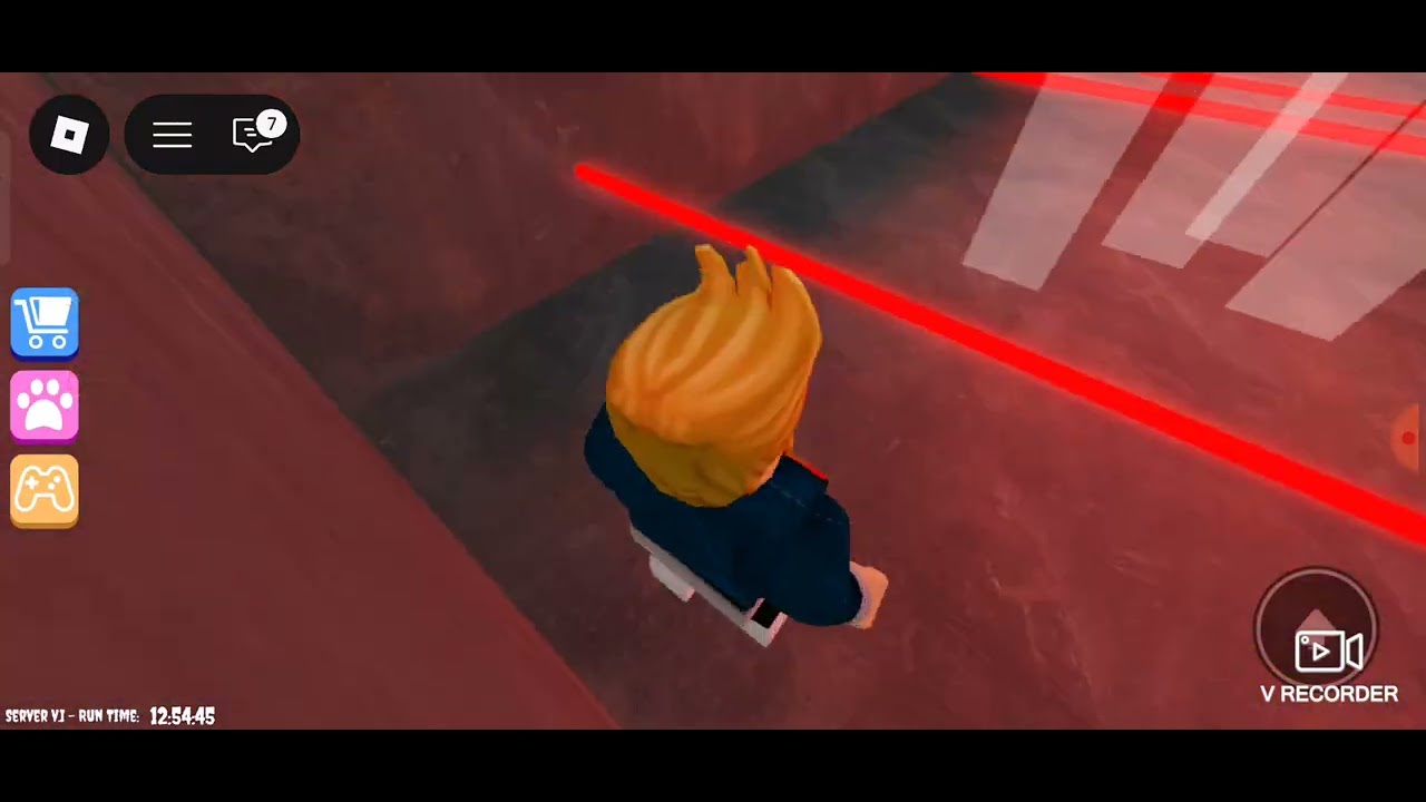 I saw this Pizza game in Roblox so see How I escaped from Here