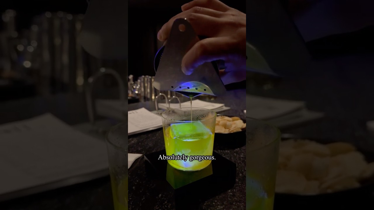 This Seoul Bar Feels Like a Science Lab!  #bar