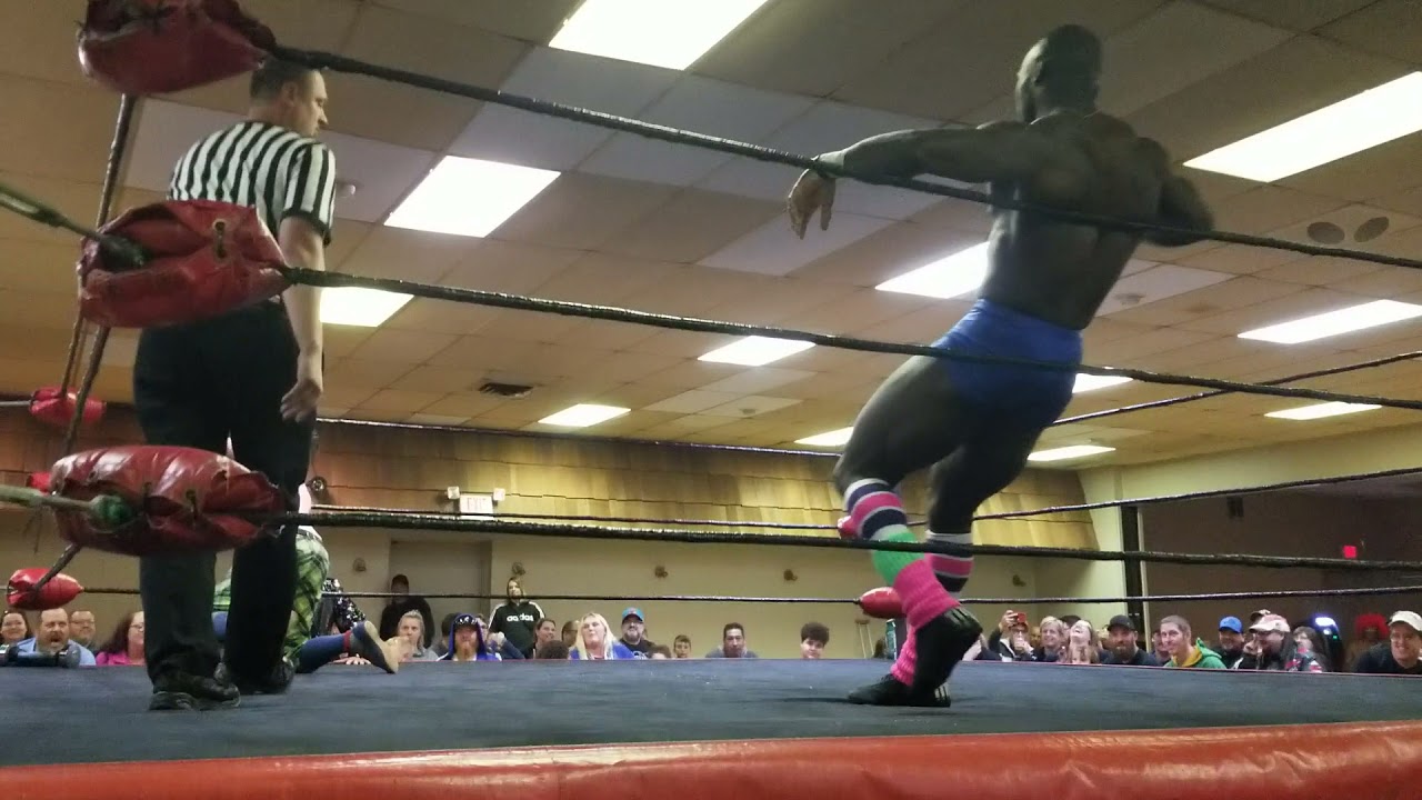GLCW - Too Sweet Redus the Body vs. Lou Zhuur