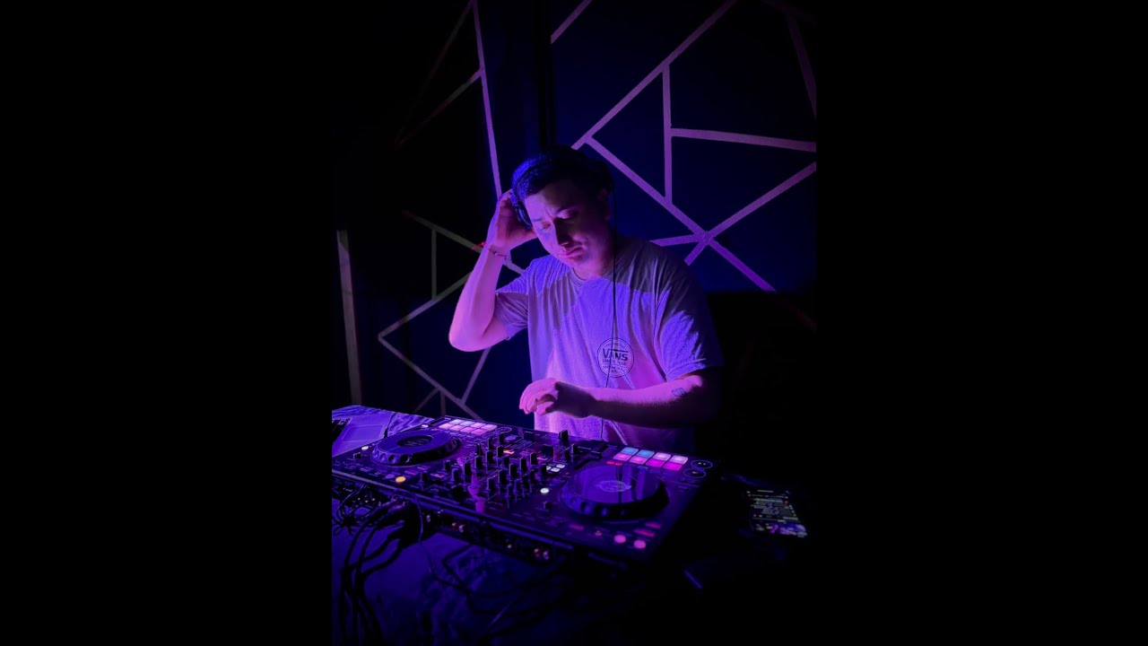 CRISTIAN DELUCA SET CACHENGUE VS CUMBIA