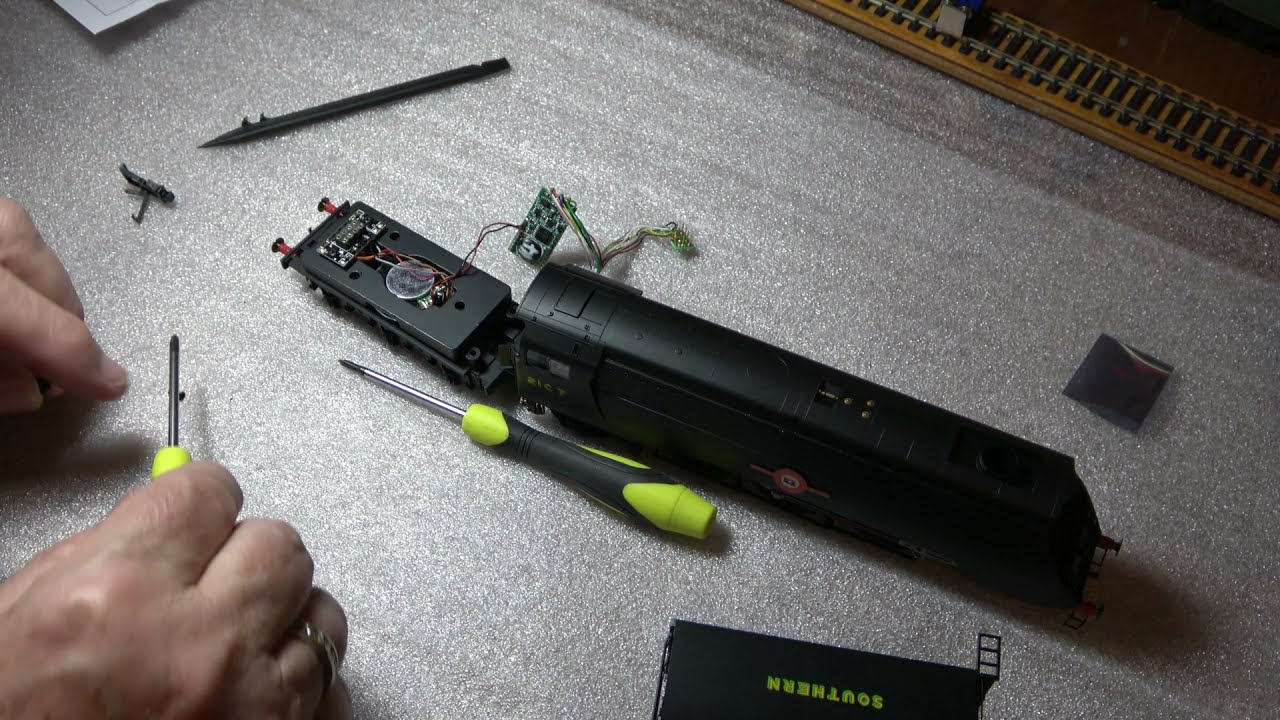 30. Hornby Delivery Part 2: TTS Decoders