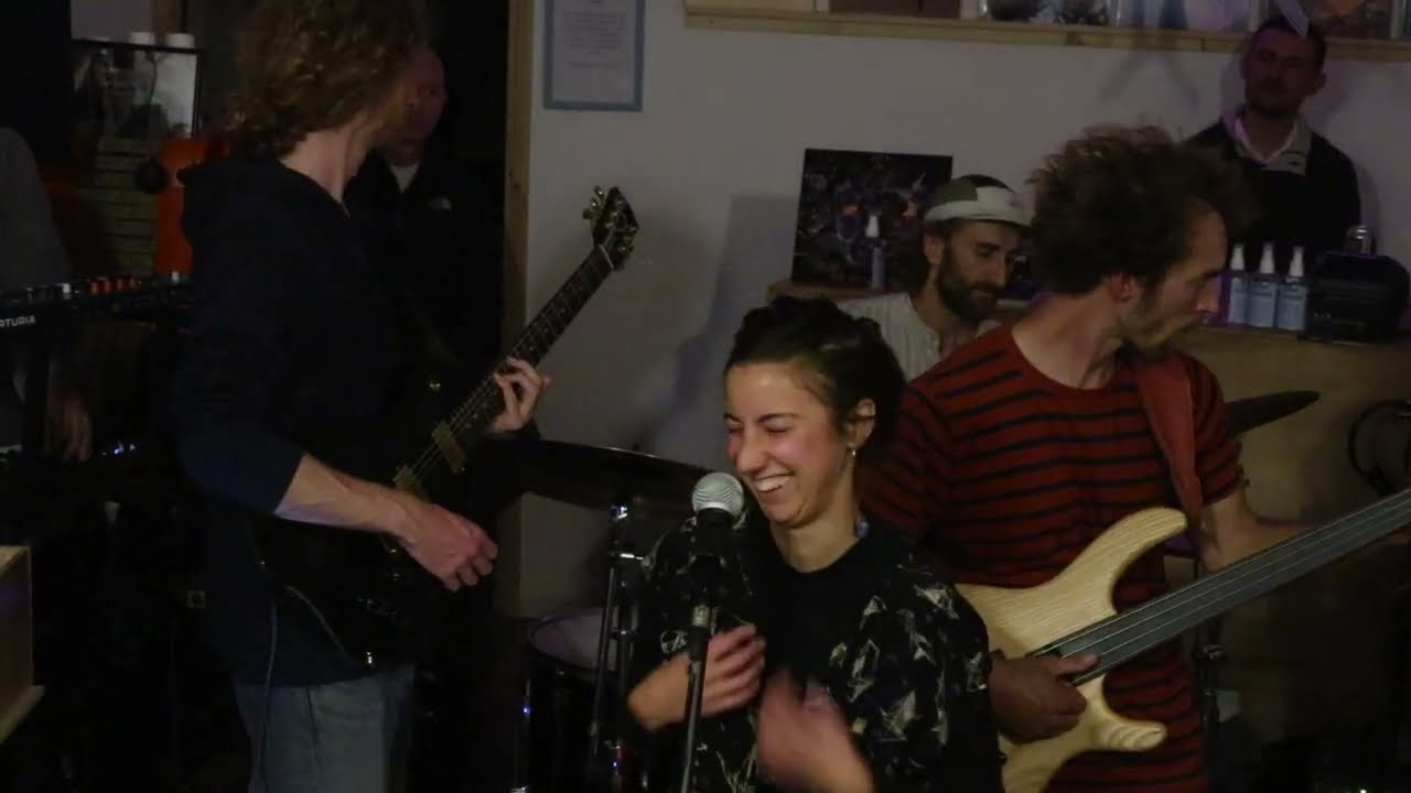 The Good Beast, live at Sound Records
