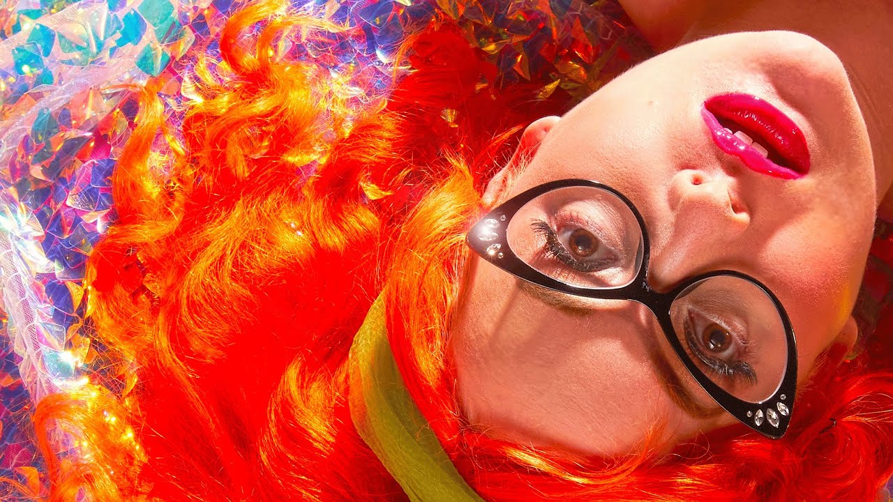 Hayley and the Crushers - Cul-de-Sac (Official)