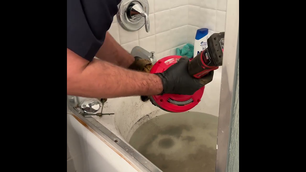 Milwaukee trap snake clears drain and gets the job done! #plumbing #milwaukee