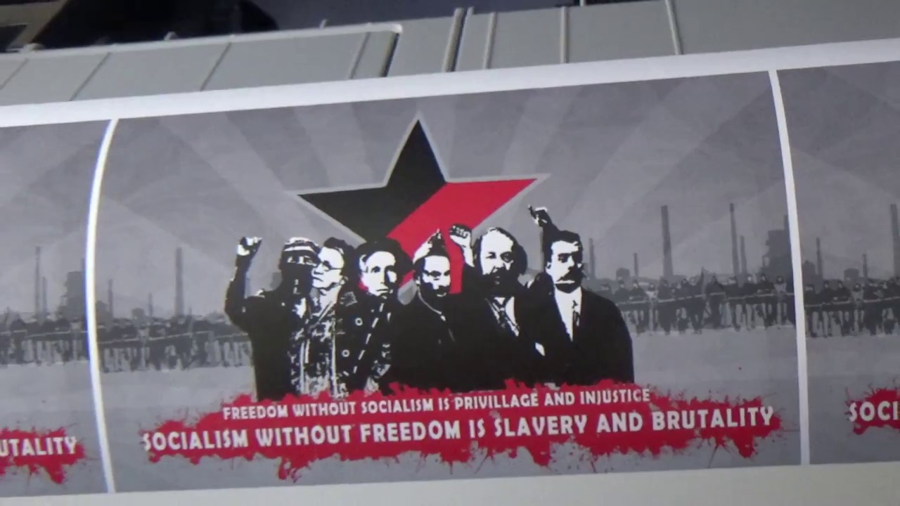 Herstellung der armed papers Soliboxen