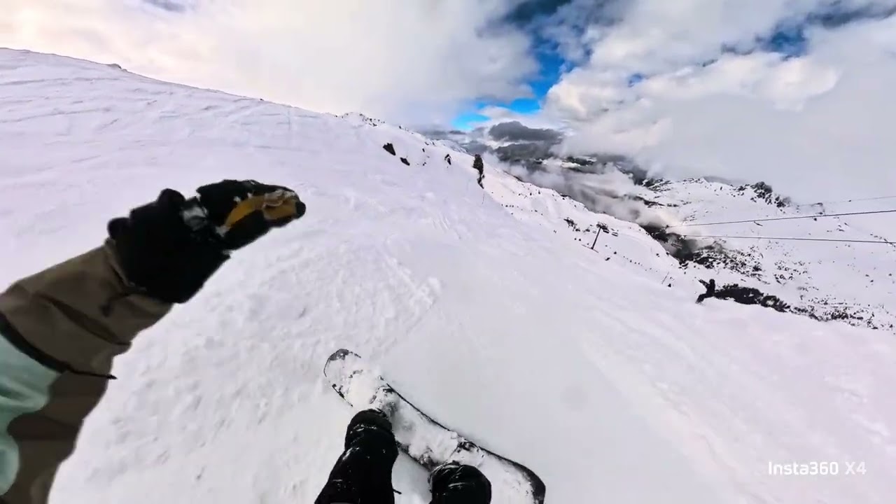 4k les tre valles short run at top of Tougnete Meribel 