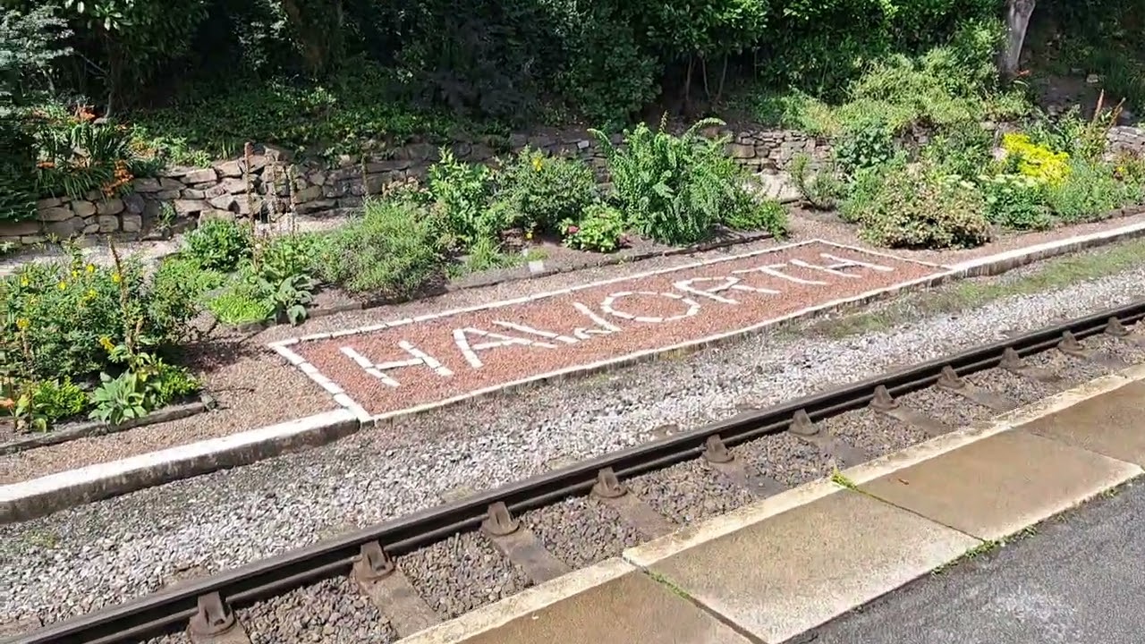 Jenny agutter.railway children. School uniform. You wish ha