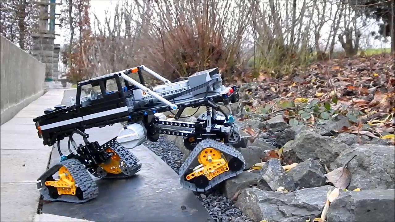 Lego Technic Tracked Pickup Truck