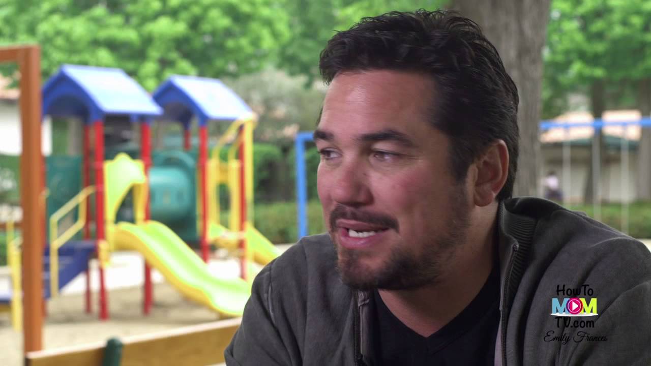 Actor Dean Cain is not just Superman, He's a Super Dad