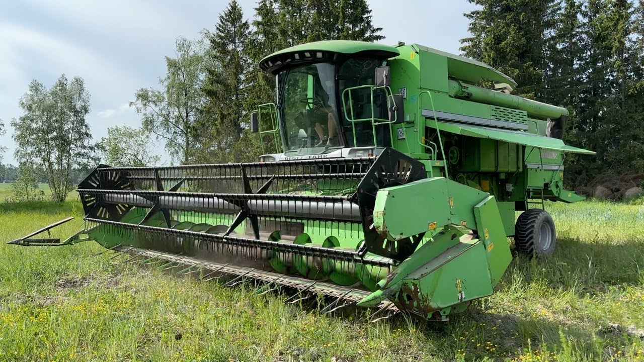 Köp Skördetröska Deutz-Fahr 5690 HTS 24 Fot på Klaravik