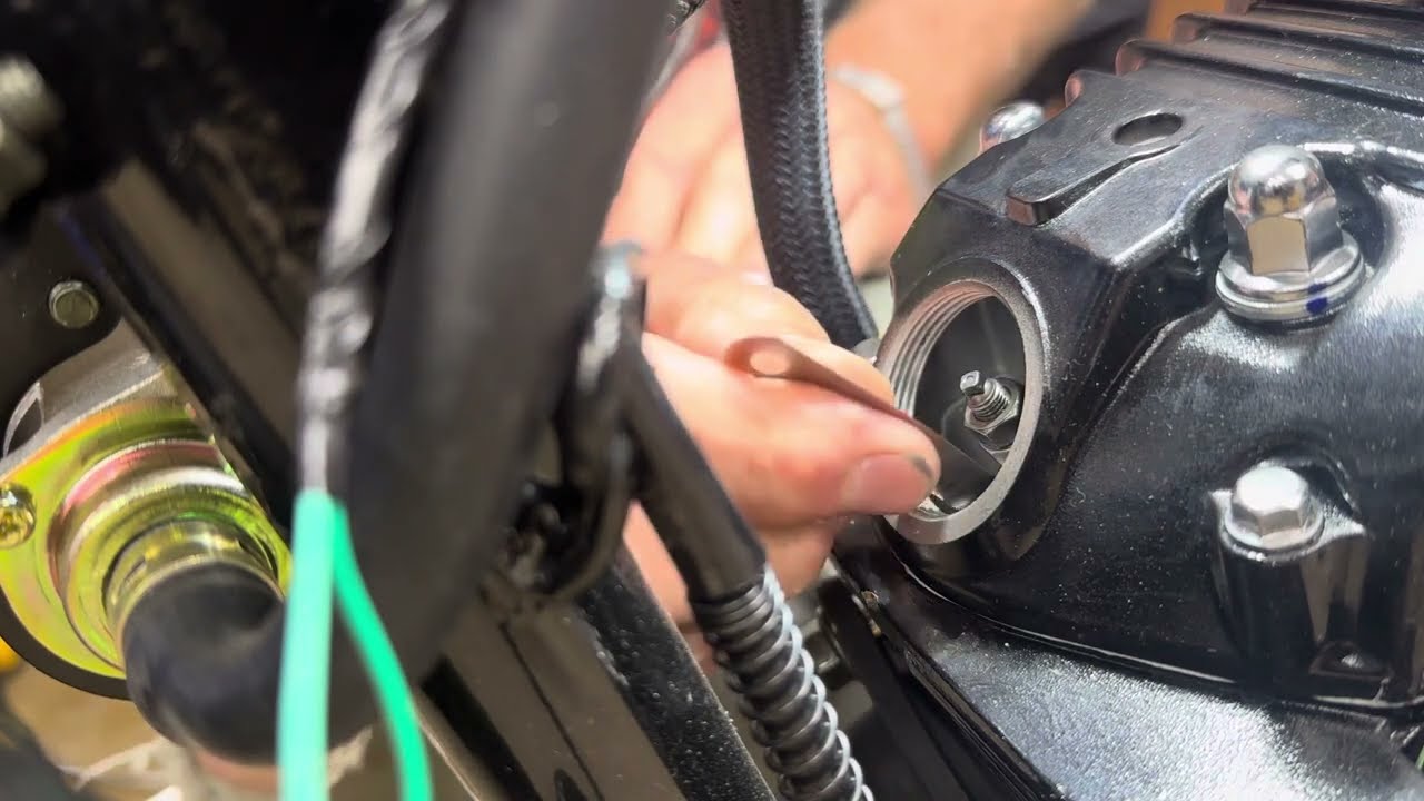 VENOM GHOST CHOPPER 250 --VALVE ADJUSTMENT