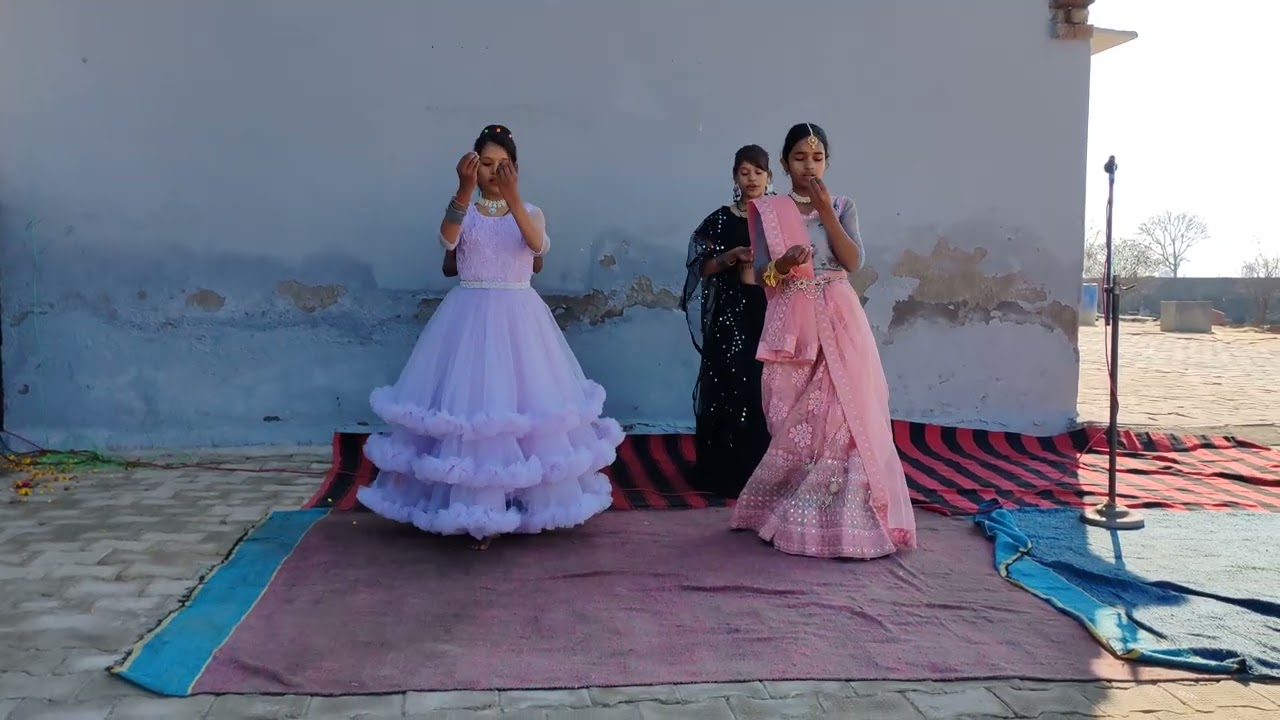 Rajasthan rangilo maharo laage sabne pyaaro hai