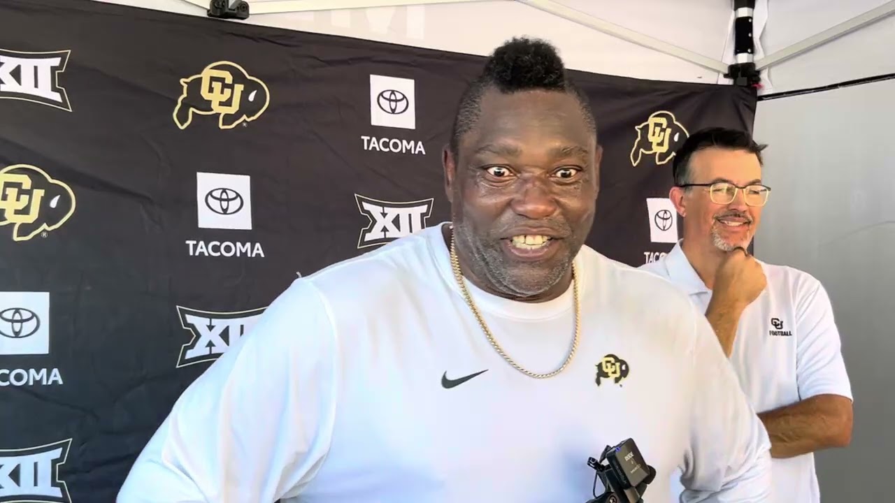Pro Football Hall of Famer Warren Sapp brings intensity to Colorado Buffs football practice