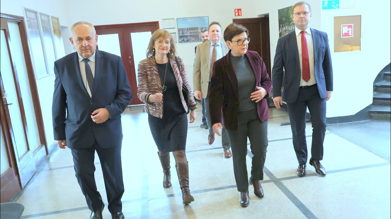 Spotkanie Beaty Szydło z mieszkańcami Sędziszowa Małopolskiego