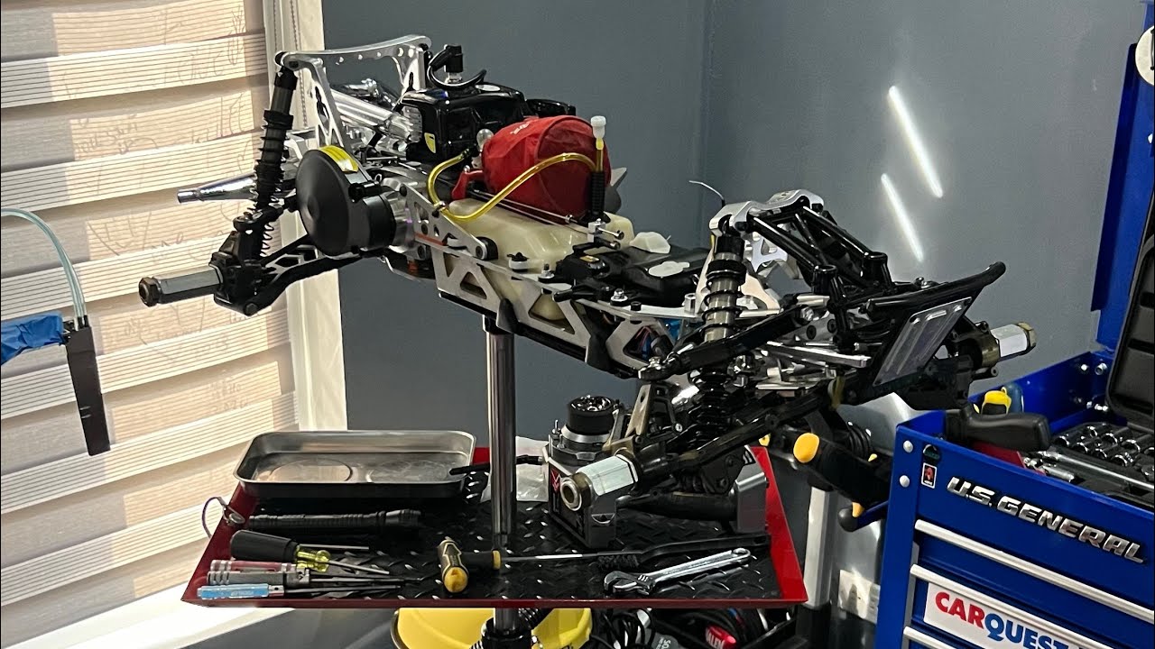 Proper install of the upgraded throttle linkage for the Rovan Baja 5B