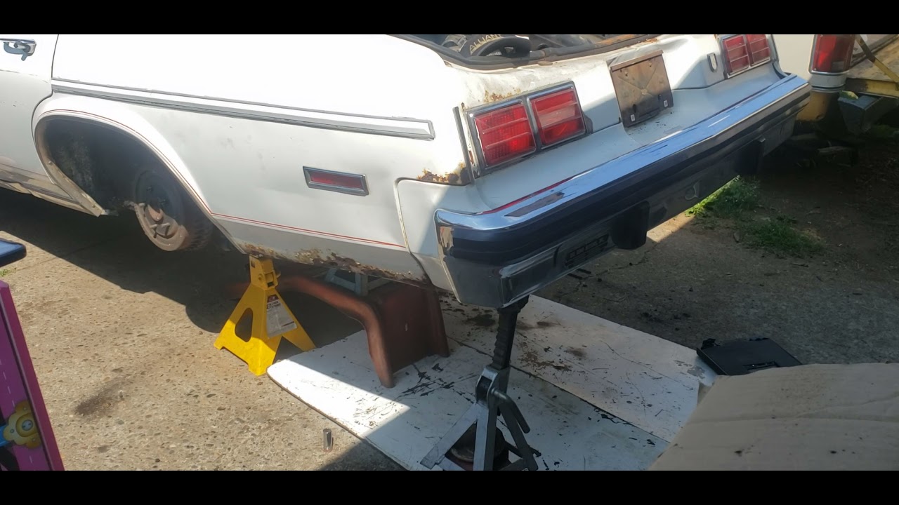 1976 Chevy Nova 250 Straight Six with Cherry Bomb
