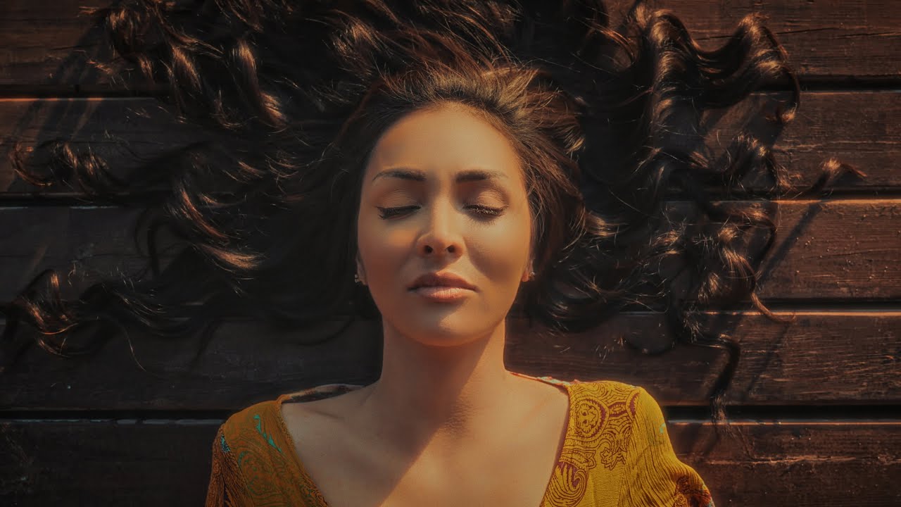 Bilge Nihan - Hediye ( Official Video )