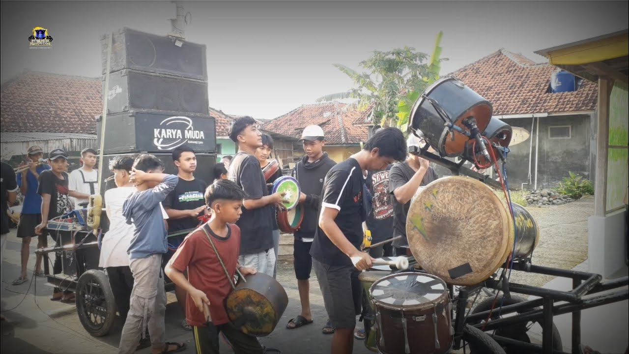 Adem Ayem Dermayonan - Obrog Karya Muda Karangsari
