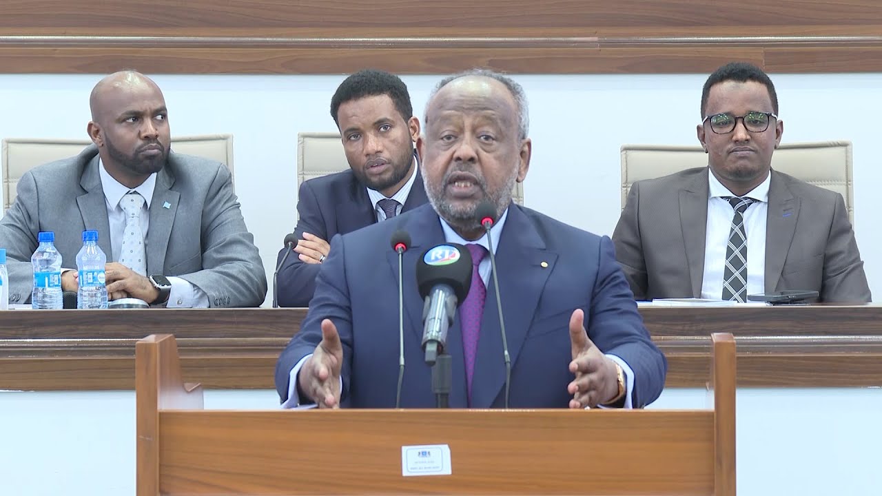 Parlement somalien / Intervention du président Guelleh