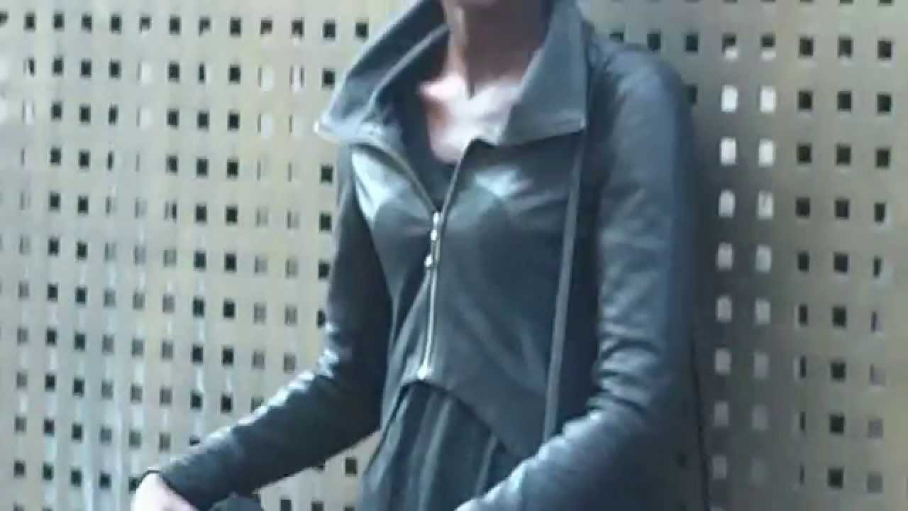 Top model Grace BOL @ Milan Fashion Week 26 september / Bottega Veneta