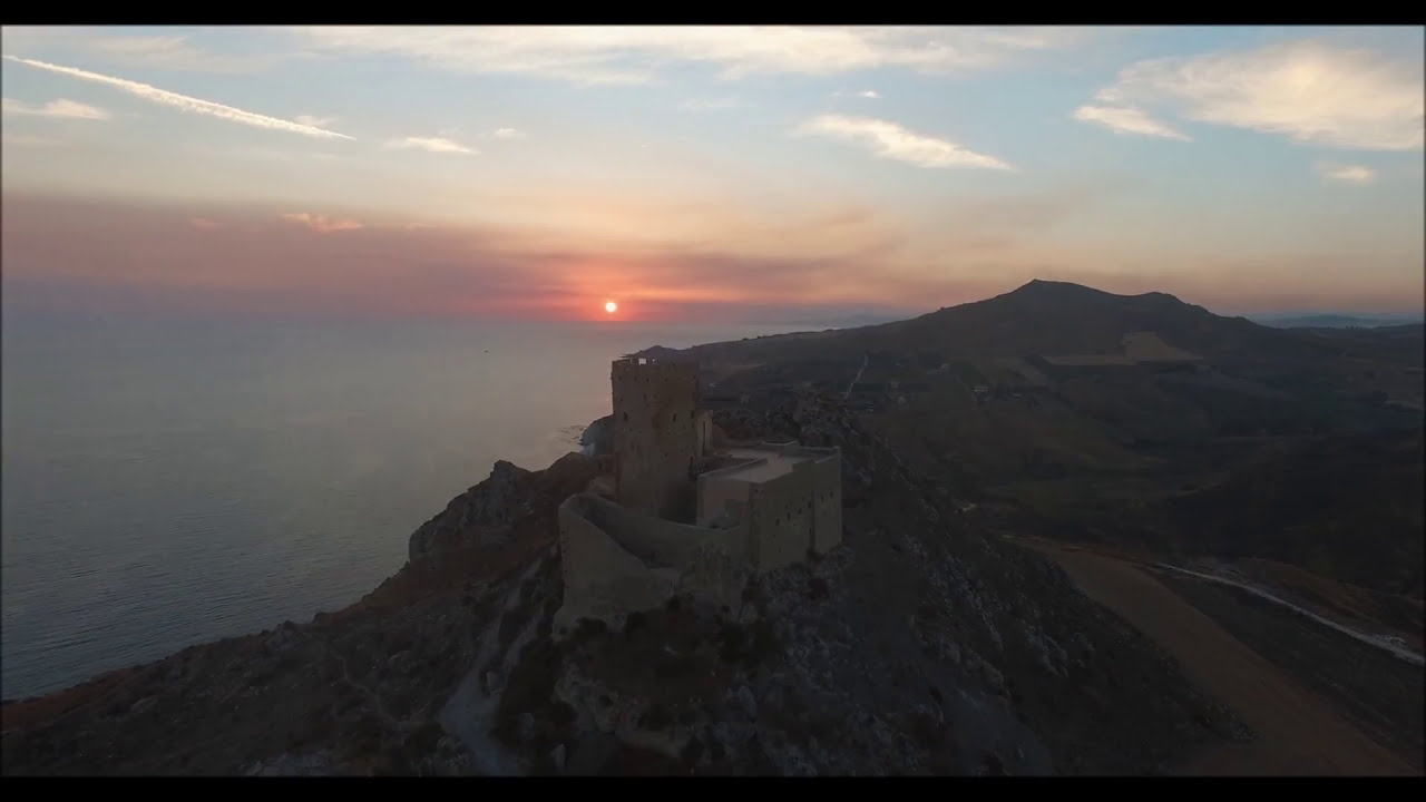 'Castello Chiaramonte' Marina di Palma (Capreria) [La Via della Seta]