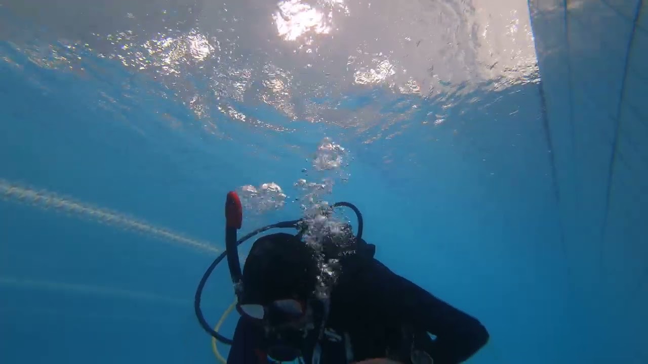 Buoyancy control on 90cm | from 180cm pool | No space to play with the pressure :D