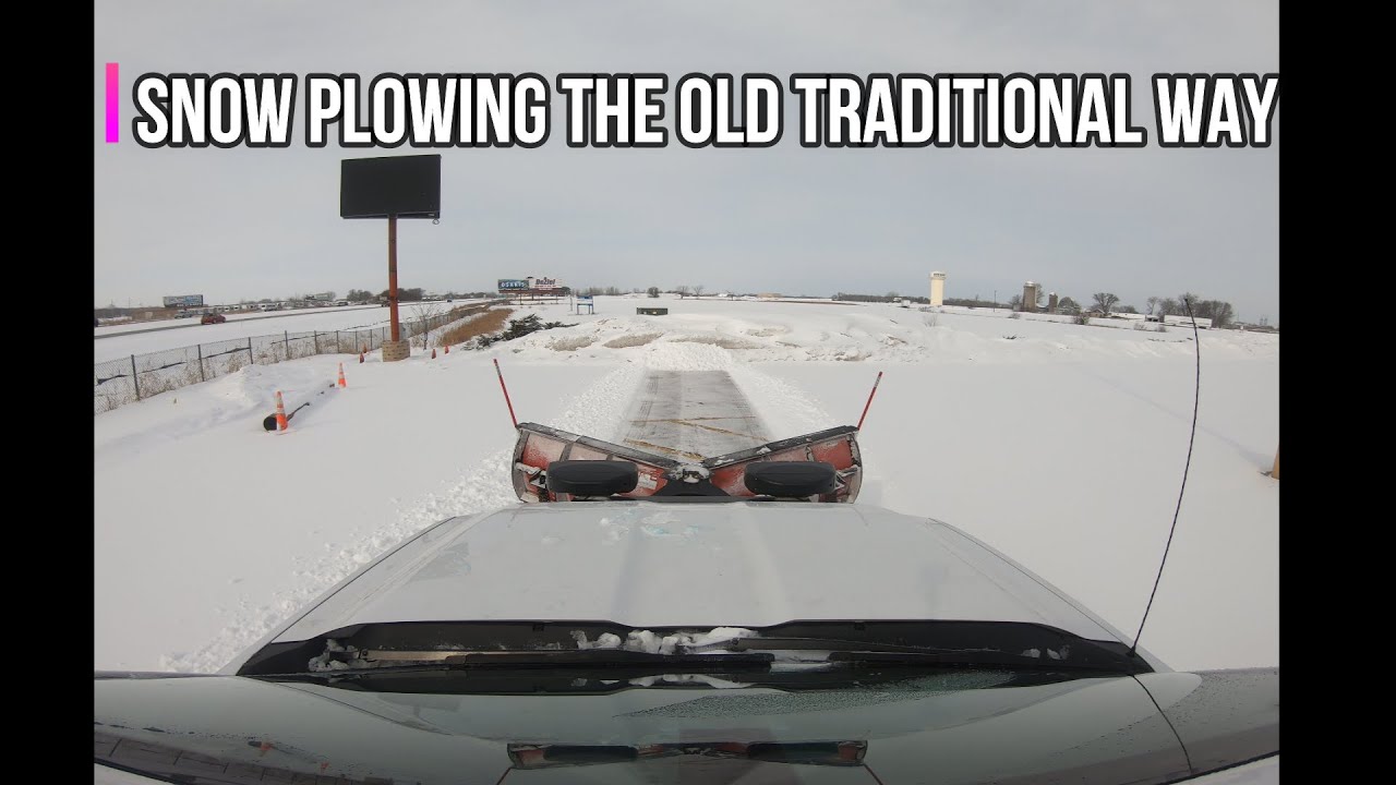 2017 CHEVY 2500 AND WESTERN V PLOW DOING WORK