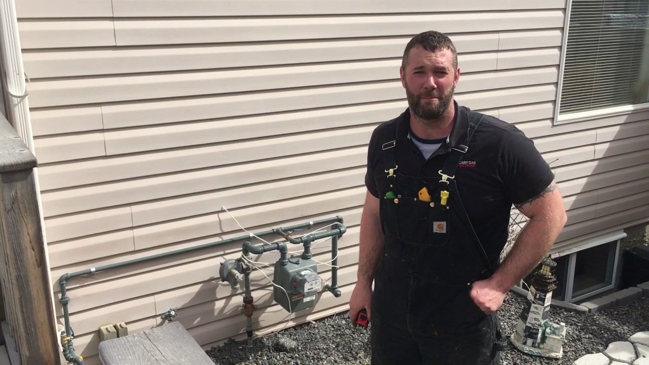 GAS BBQ, RANGE, GARAGE LINE