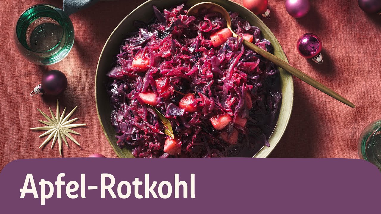 Apfel-Rotkohl-Rezept: weihnachtlichen Rotkohl selber machen wie bei Oma 🥬🍎 | REWE Deine K&uuml;che