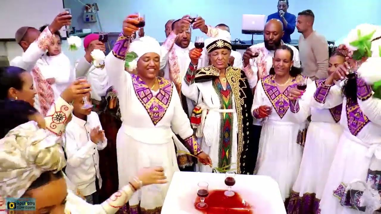 מסיבת הפתעה (הודיה)מיוחדת של סבתא אינט אלמנך המון מזל טוב#music#trending #