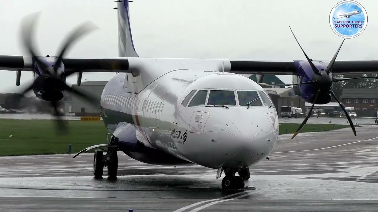 Plymouth Argyle arriving at Blackpool Airport