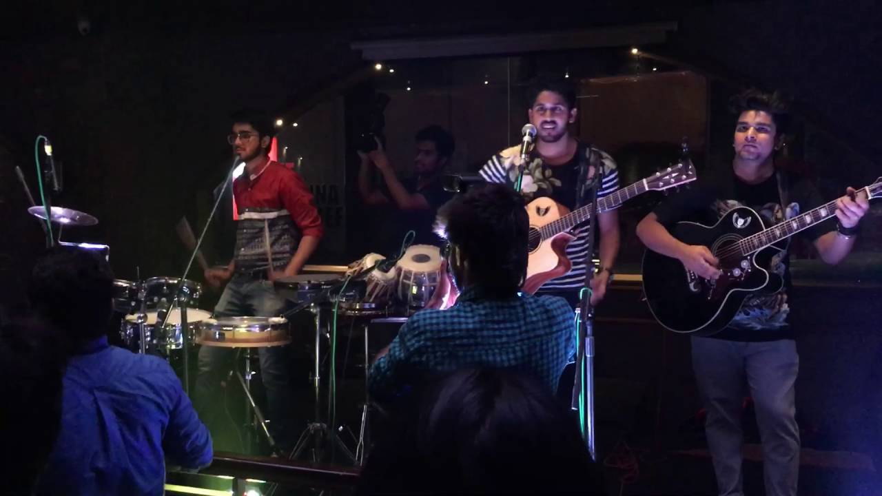 Aunty Ji Live ft. NAKSH BAND @ The Flying Saucer Cafe