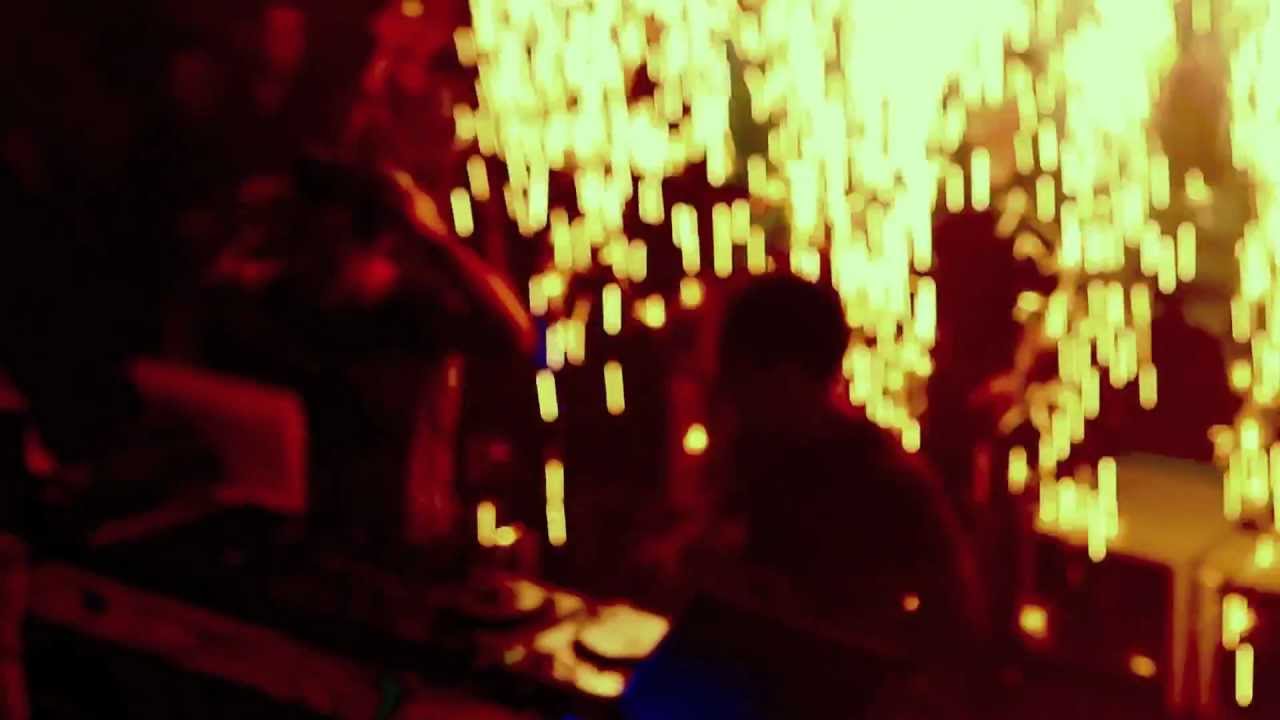 INTRO DJ NUNO DOURADO Vs DJ TIAGO RAFAEL  LIVE