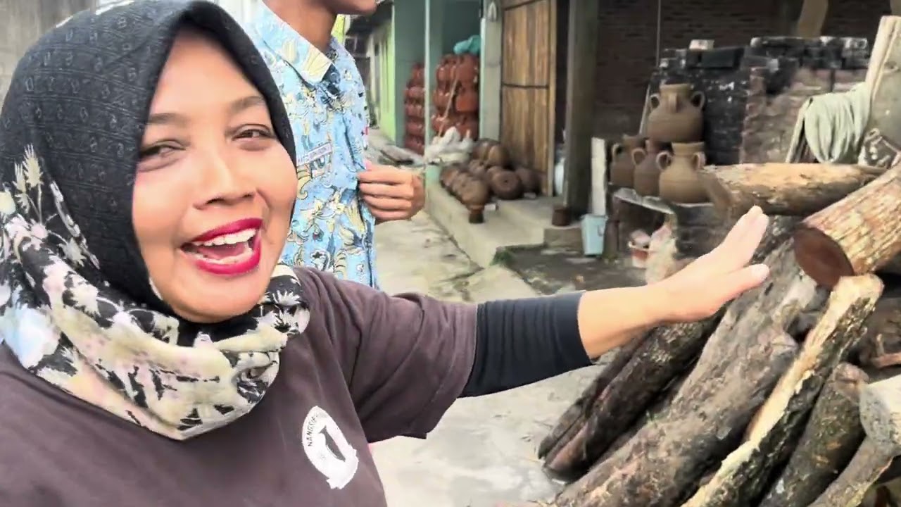 Vlog Kegiatan Kokurikuler ke Desa Wisata Gerabah Kasongan
