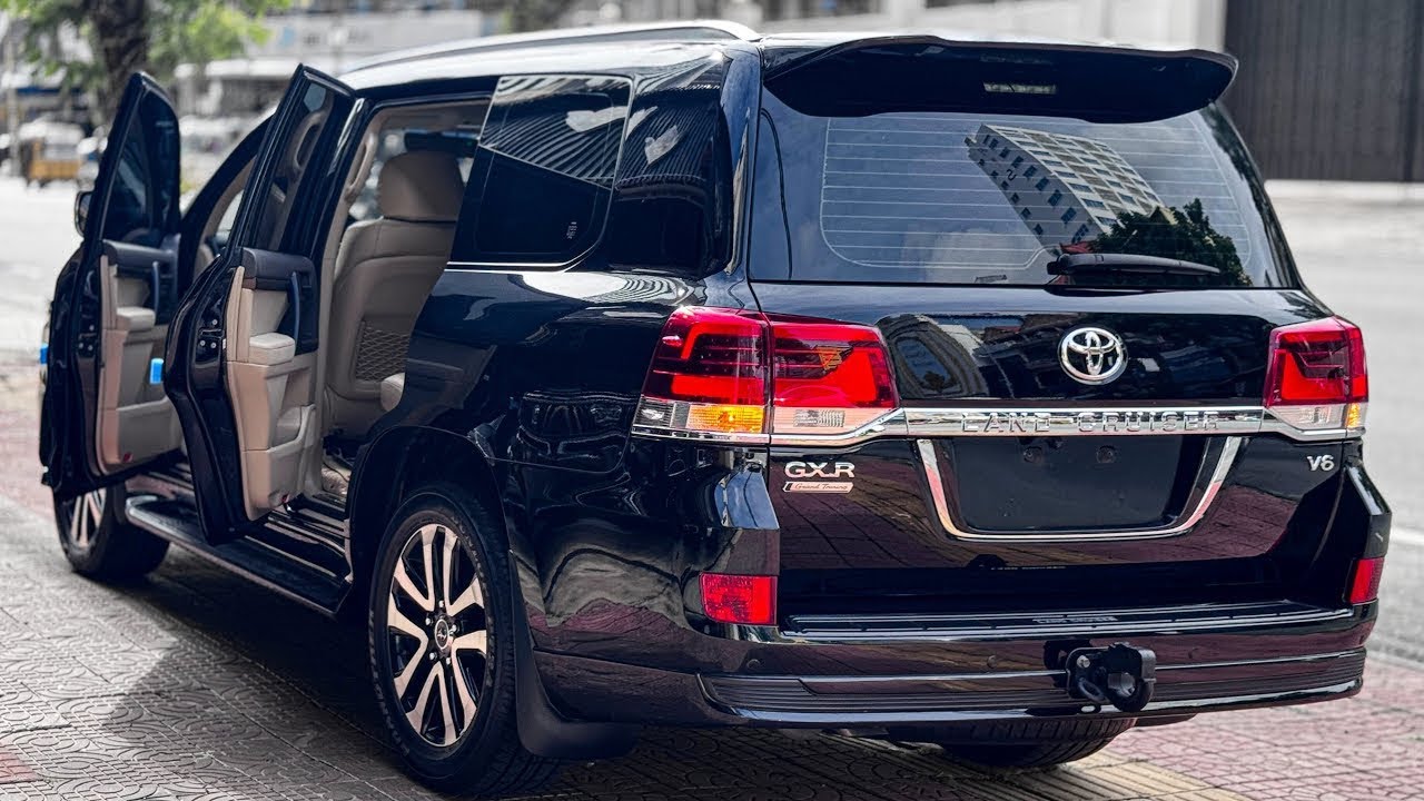 New Toyota Lang Cruiser GX-R V6 | The Luxury Hybrid SUV