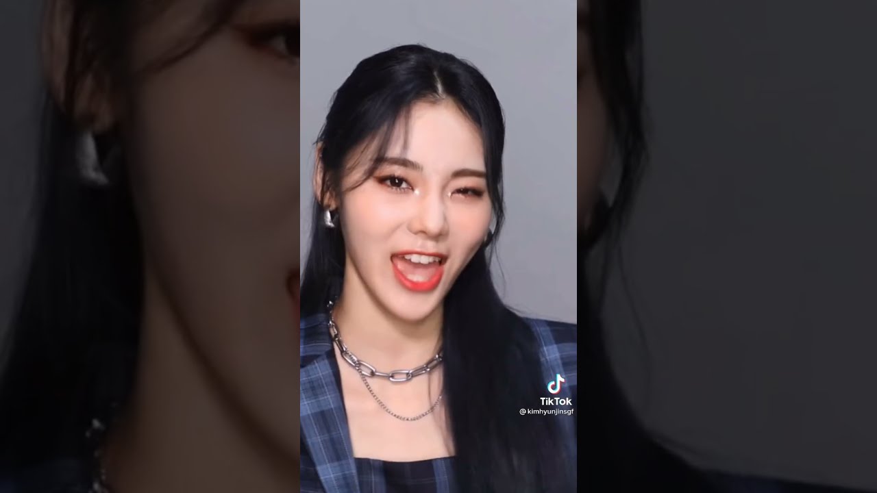 Kpop tiktoks that make me fiesta 🥳 salsa💃quinceañera👗baila 💥🕺