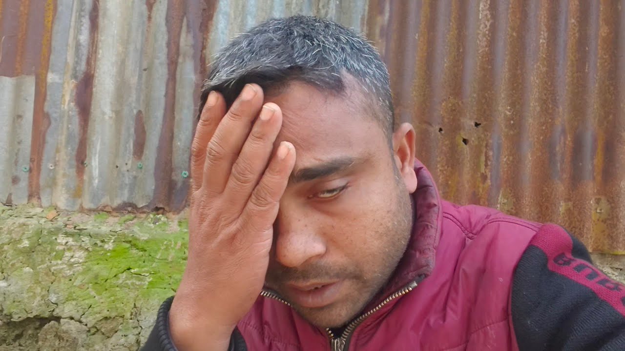 আজ হঠাৎ শরীরটা অসুস্থ হয়ে পড়ল 