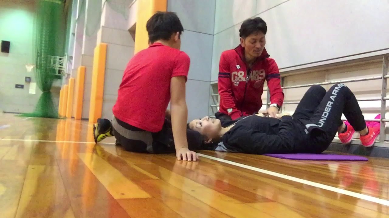 女性のボディを意識させるボディ打ち