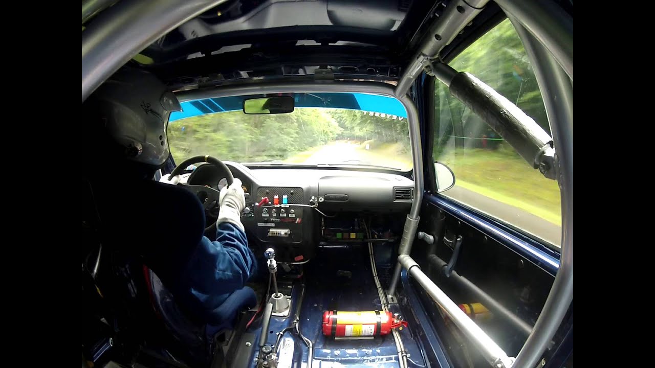 Julien Veysset 106 F2000 Course de cote de Lormes 2014