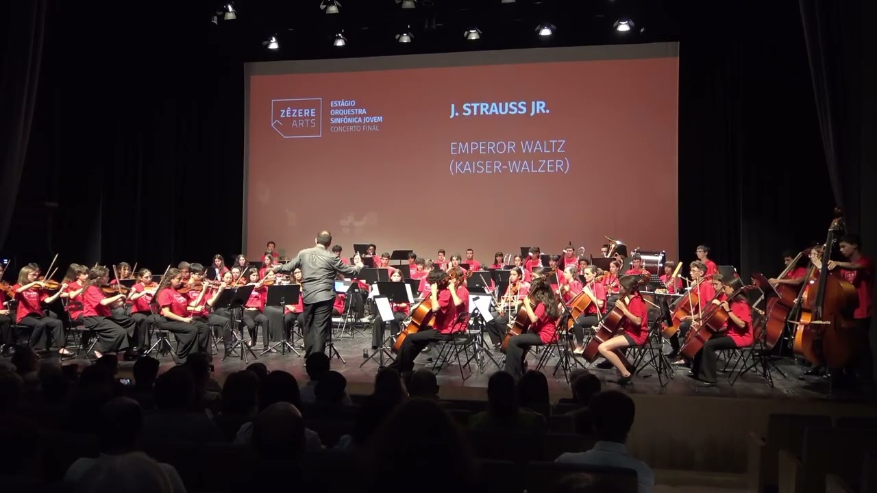 J. Strauss II: Emperor Waltz - Orquestra Sinfónica Jovem Zêzere Arts 2025