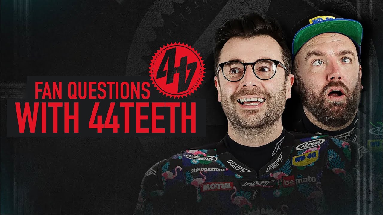 44 зуба обнажены 🦷 Фанаты спрашивают, о чём все думают 👀