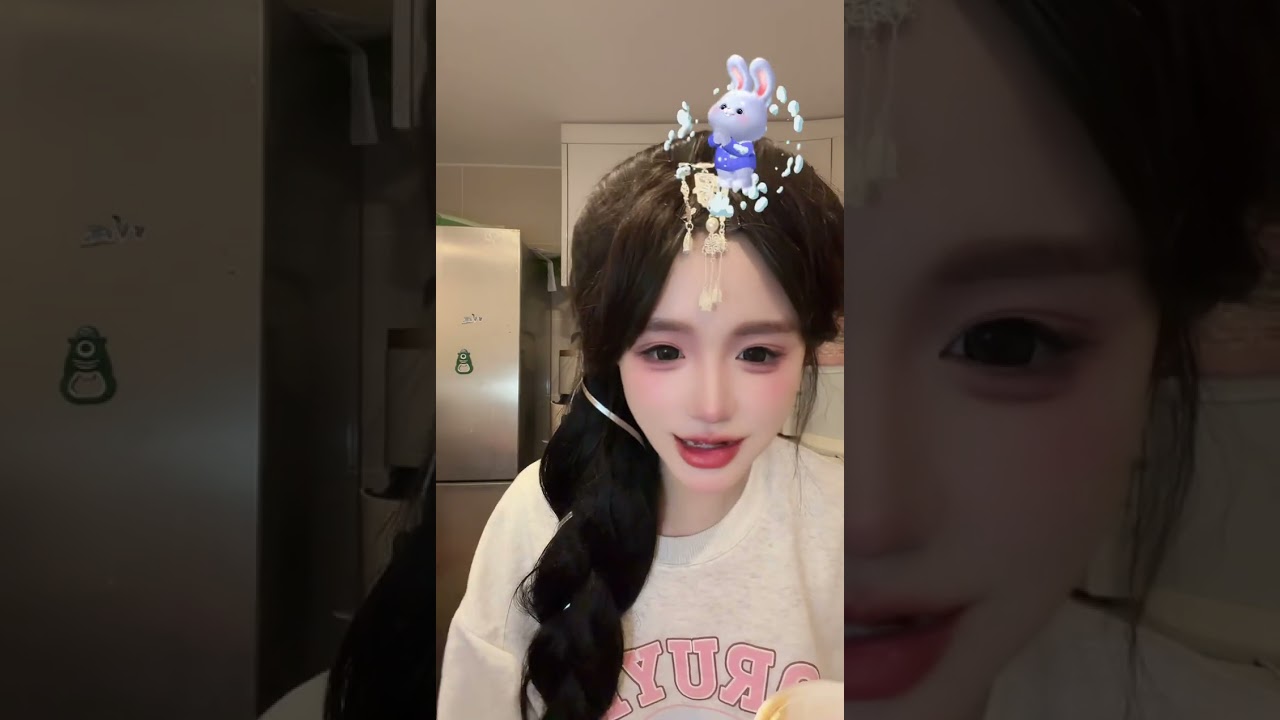 Live 17 Junzai and 17 Xiaoyang are currently live streaming 14.04.2026 23:05 China time