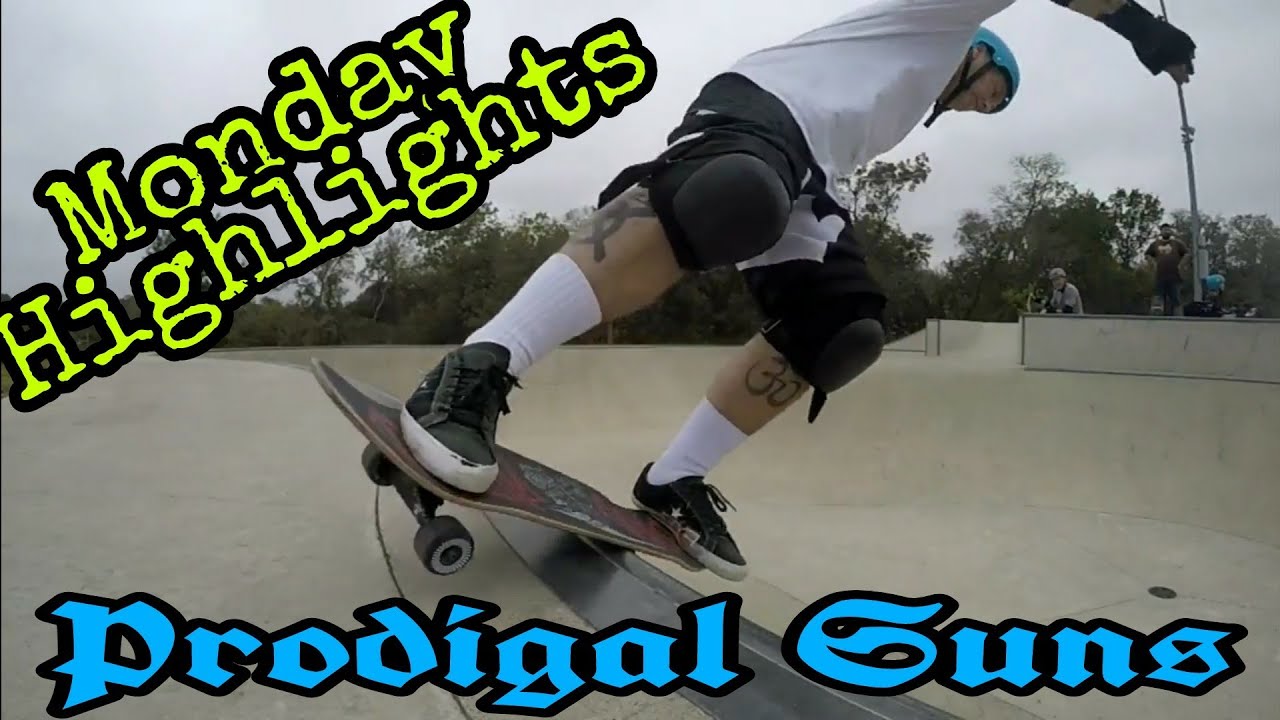 Monday Highlights reel, learning to skate @ over 40 years old... November 6, 2017