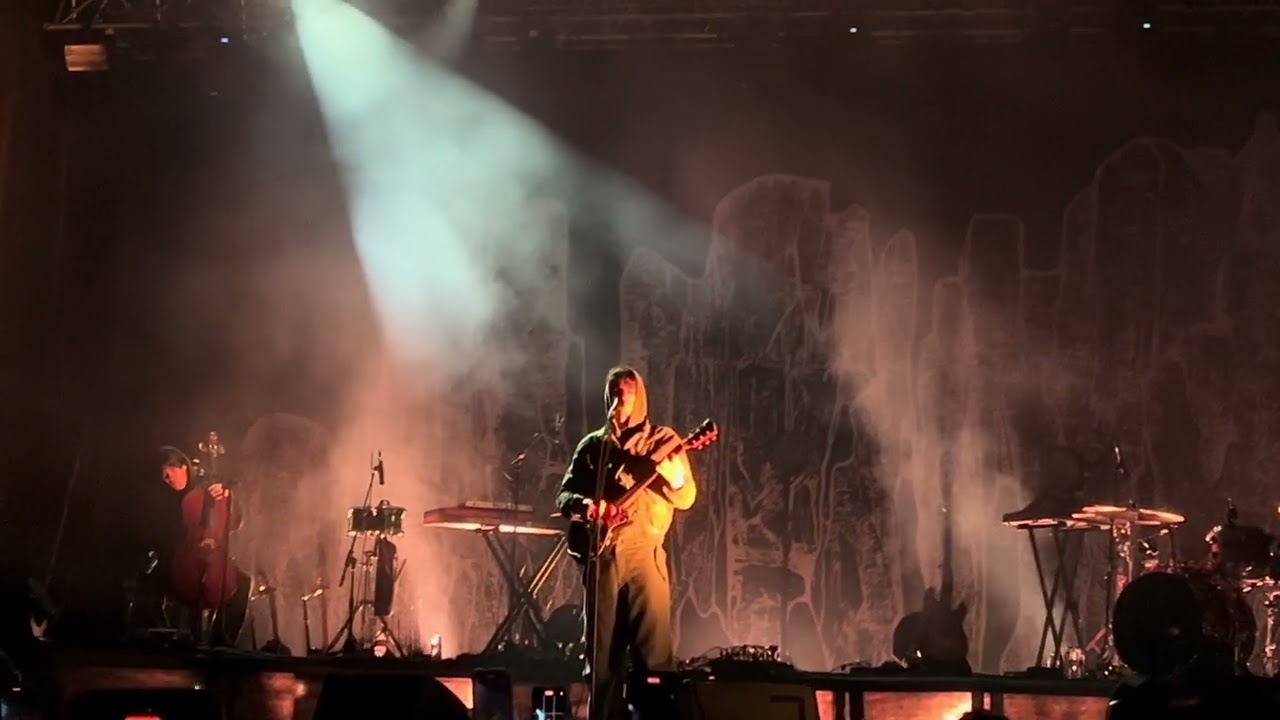 Tamino-Habibi(9 Ekim CerModern Konseri)Live