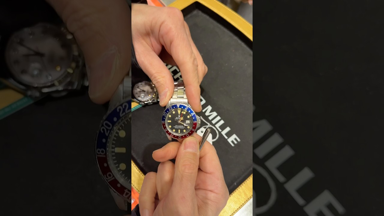 Разбираем винтажные часы Rolex GMT &laquo;Pepsi&raquo; 1675 года на 47-й улице #rolex #часы #бизнес #роскошь