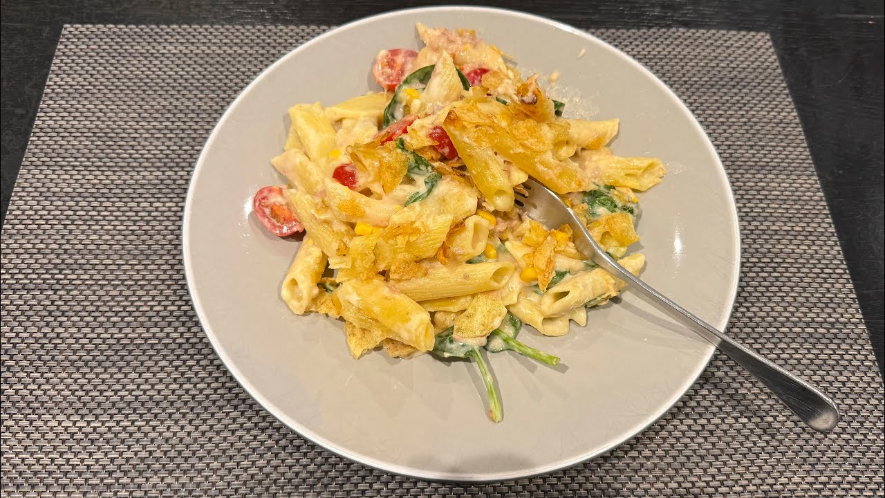 Homemade Tuna Pasta Bake/ Homemade cheese sauce 
