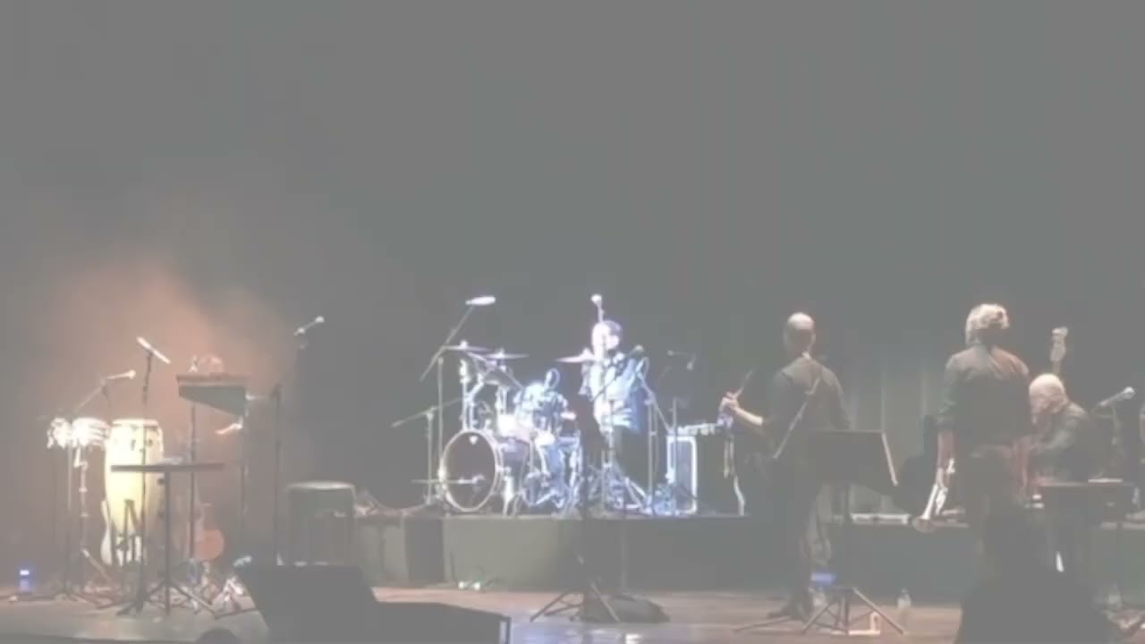 Chicco Capiozzo drum solo with Mario Biondi Sofia