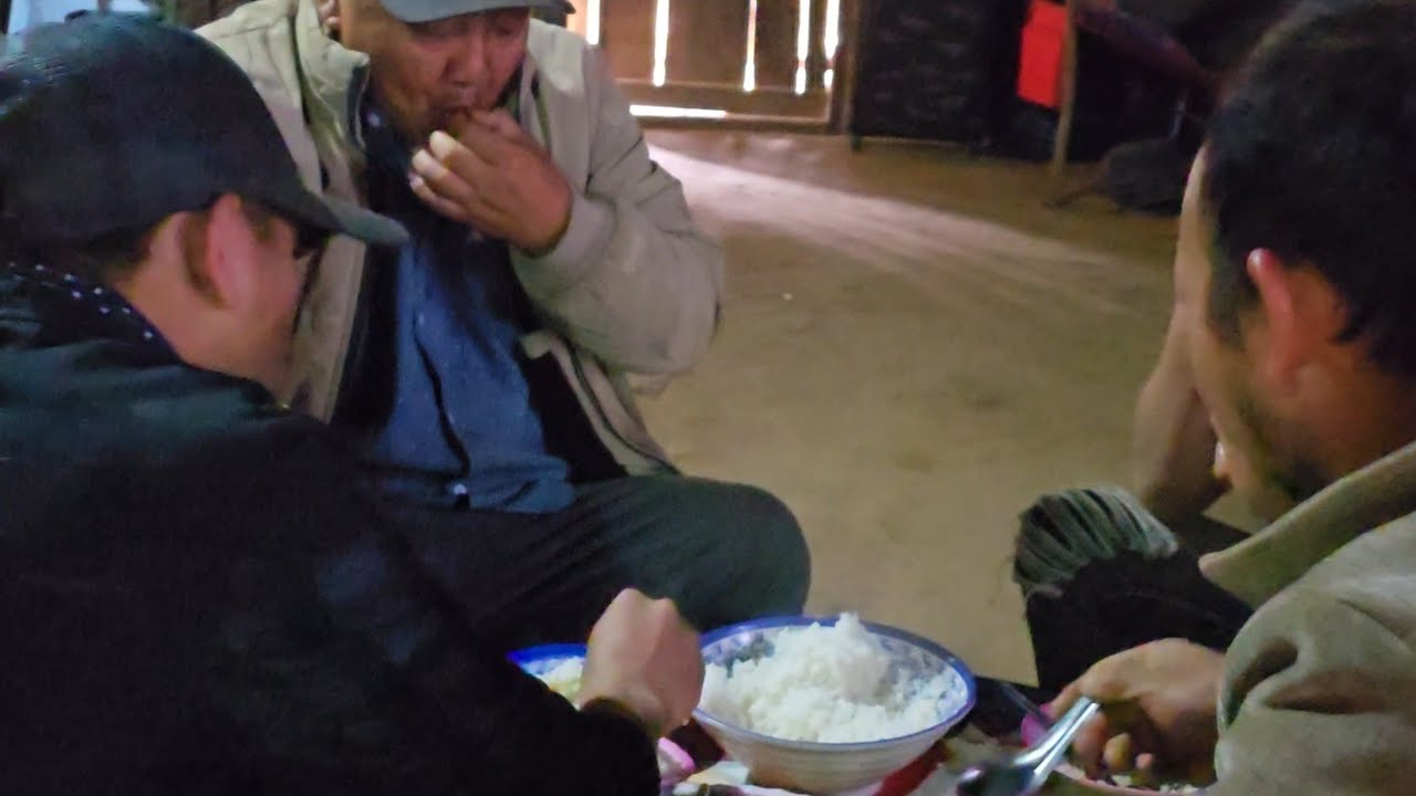 22  2026 los ua qwj rau peb noj tshais
