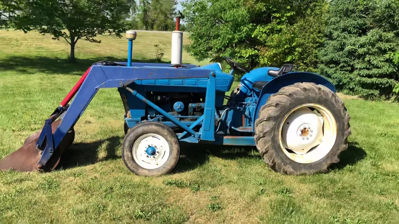 FORD 3000 DIESEL LOADER TRACTOR