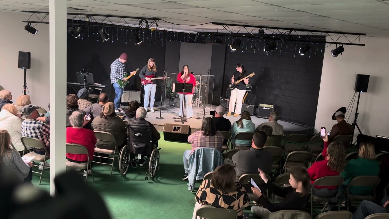 Casey Wood Studio - Heart Shaped Box - 1:00 Show - 2024 Winter Concert